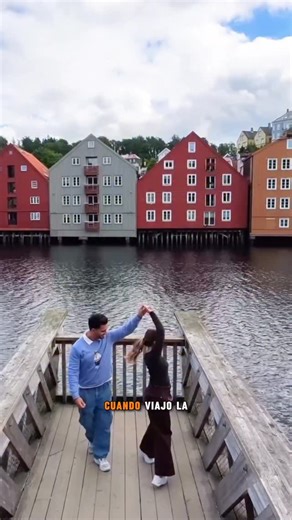 Marina Román & Francisco on Instagram: "🇪🇸Organizar mis viajes nunca había sido tan fácil🪄 Desde que uso @plaud_official, mi guía de viajes se crea sola: grabo ideas, rutas, notas rápidas… y él las convierte en textos claros y listos para usar. Es ultraligero, cabe en cualquier bolsillo y me acompaña en cada aventura. Perfecto para planificar, grabar impresiones del momento o convertir audios en mis próximos posts y guías🌏 - 🇬🇧Planning my trips has never been easier🪄 With @plaud_official,