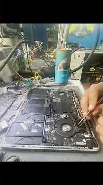 🔥 How to Open a MacBook Like a Pro! (Step-by-Step)#shorts -3