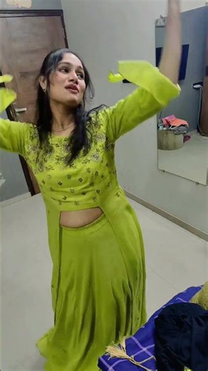 mehndi dance.simple dance step #dance #mehndifunction