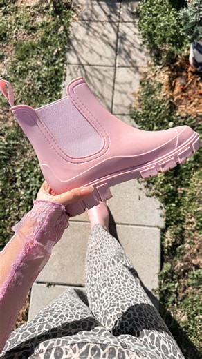 Pink boots that make the outfit 💗 These are my go-to for adding a little personality without trying too hard. Easy to slip on, comfy enough for everyday errands, and the perfect pop of pink to dress up a casual look or balance neutrals. They’re one of those pieces that just works with everything. Linked on my Amazon 🤍 • • • • • • #pinkboots #everydayoutfits #cozystyle #casualfashion #amazonfashion Alt text (optional, for accessibility): Pink Chelsea rain boots held in hand with leopard print p