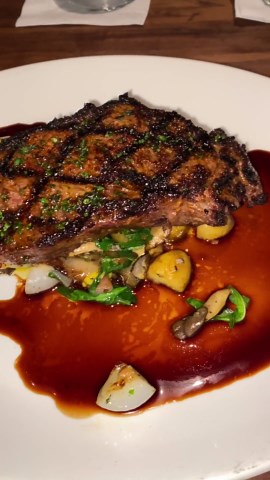 The Ranch Restaurant ( Anaheim )