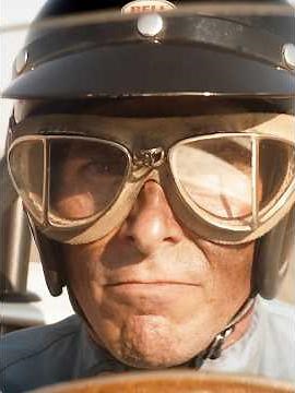 Ken Miles Took the Win with That Old Wreck！#shorts