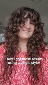 3.5K views · 11 reactions | How to: Use our Soothe & Restore Aloe Vera Curl Primer as a styler ✔ Why use the Aloe Vera Curl Primer? 樂 ➡It’s lightweight, softens hair, soothes scalp irritation, is non-comedogenic, and smooths strands. Who doesn’t want all that from one product!? ➰Available at discovertreluxe.com! : @everythingscomingupwavy | TréLuxe Hair Care | Facebook