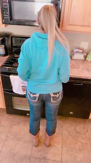 #wisconsingirl #RufflesOwnYourRidges #CloseYourRings #ArbysDiabloDare #fypシ #fyp #foryou #boymom #blueeyes