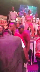 33K views · 1.7K reactions | ⛔Records... Werrason devient le premier musicien congolais qui a réussi à jouer le concert le plus cher de l'histoire '1500$ '  Pleins à craquer . | Jerry Mala wenge officiel | Facebook