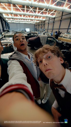 O que você pensa quando ouve “classe”? Classe é mais do que aquilo que construímos. É uma atitude. Saiba mais: https://www2.mercedes-benz.com.br/passengercars/campaigns/defining-class.html #DefiningClass #MercedesBenz | Mercedes-Benz Brasil