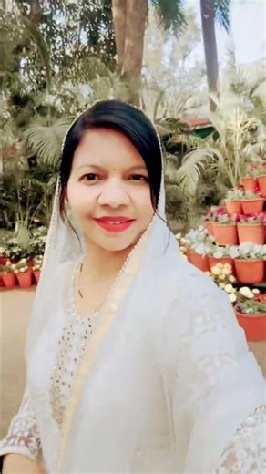 Sawan k Jhulo # youtubeshorts # BollywoodSongs