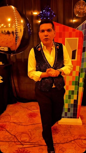 94 reactions · 3 comments | Gracias a blue_casino por la invitación a su inauguración la pasamos bacano. #elquenobebesemuere | Peter Manjarrés (Oficial) | Facebook