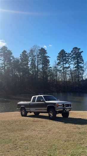 Windy Conditions and Off-Roading Adventures