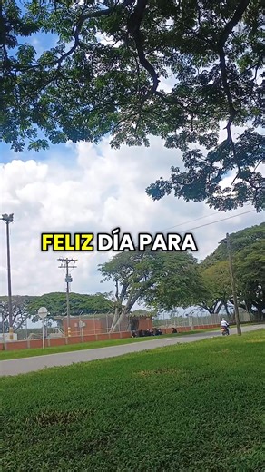 Un gusano 🪱,,, reflexión,,😀 | Edison Caicedo