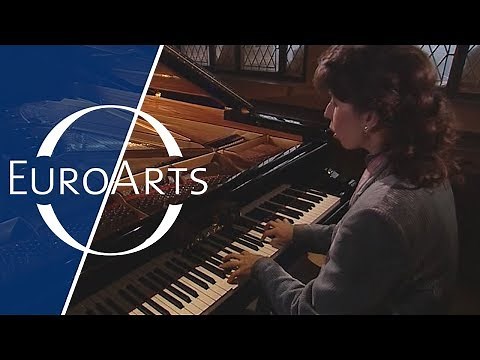 Angela Hewitt: Bach - Prelude & Fugue No. 13 in F-sharp major BWV 882 | WTC Book II