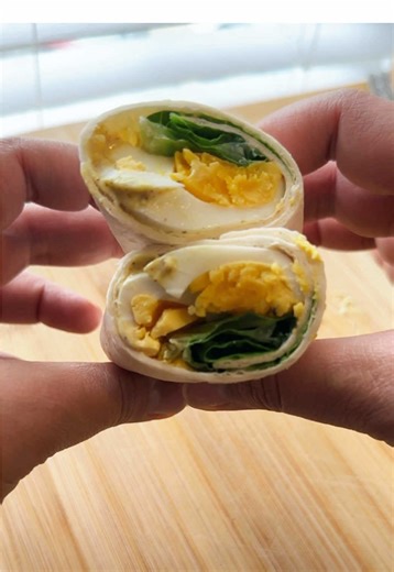 High protein low carb egg breakfast wrap