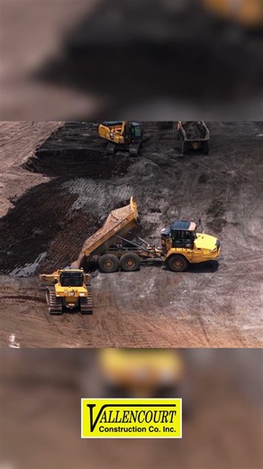 Caterpillar 725 Bed Hinge Pins | Pre-Op Inspection