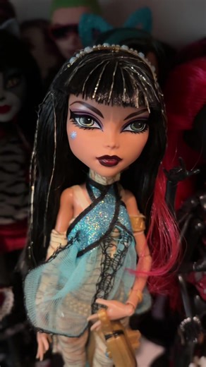 Smol vs big #mh #cleodenile #mhdoll #monsterhigh #dolls