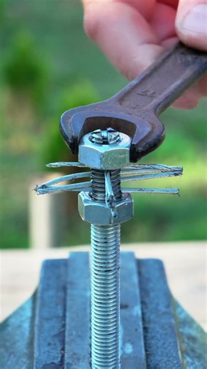 The ONLY Right Way to Clean Rust Inside a Metal Pipe! #shorts #diy #tools