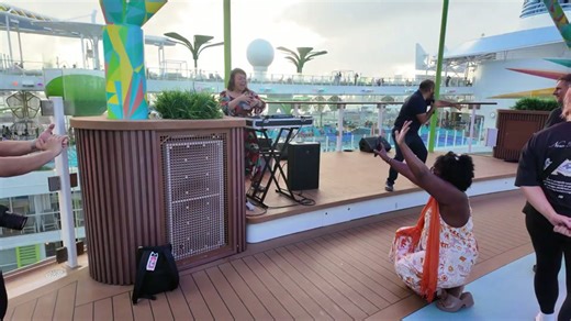 Twelve common types of people you meet on cruises
