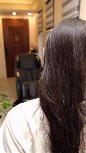 Beauty pageant queen and television host AC Martinez spends the holiday season constantly on the move. 👠🎁 With built-in Calf & Foot Rollers, the OGAWA MyZonic Lux delivers a soothing massage that helps ease leg strain, improve circulation, and keep her feeling light and refreshed throughout the festivities. Get yours today with 36 months at 0% interest—because comfort should be part of the celebration. ✨ 👉 Try it out at: Ayala Malls Vermosa • Uptown Mall BGC • SM City Olongapo Central• SM Fai