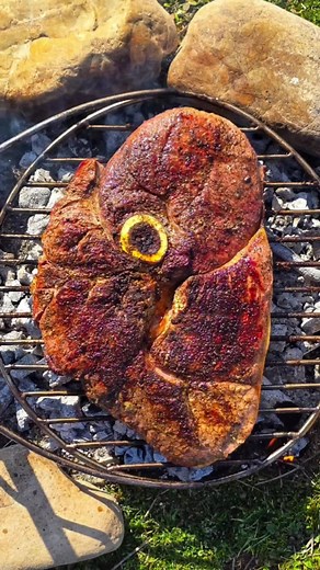 تا ئێستا ستەیکەکەی تۆم و جێریتان خواردوه 🥩 هل سبق لك أن أكلت شريحة لحم توم وجيري؟ بۆ ئەم ڤیدیۆ چای سیتی ستارم بەکار هێنا @City star products تا حالا استیک تام و جری رو خوردید ؟ Have you ever eaten Tom and Jerry's steak? #food #nature #asmr #tasty #camp #tea #foodie #tomandjerry #tomandjerry