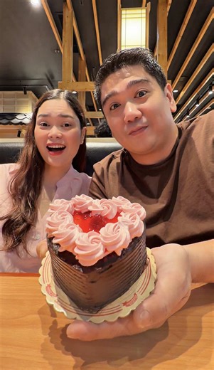 Chocolate Strawberry Romance Cake by Red Ribbon