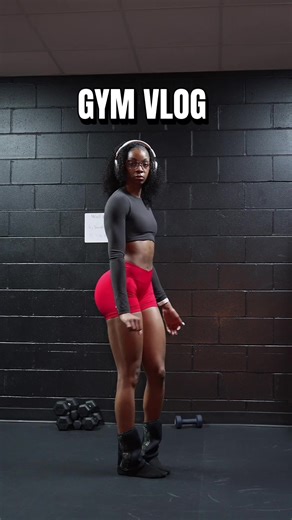 glutes & hammies 🐈‍⬛ IDK HOW YALL DRY SCOOPING 😂😂😂 i was coughing for 10 minutes pre: OXYSHRED HARD CORE @ehplabs dc: nyla fit: @Oner Active dc: nyla 💫FULL WORKOUT 💫 - hamstring curls: 4*12 -reverse lunges: 4*8 e. leg (warm up set 15 reps) -RDLs: 4*8 e. leg -KAS glute bridges:4*6-8 #tallgymgirl #glutesworkout #hammiesandglutes