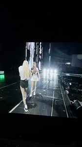 32K views · 1.8K reactions | GIRL????? | Jennie Kim, | Facebook