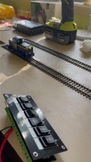 First layout test run using Apollo Duet controller