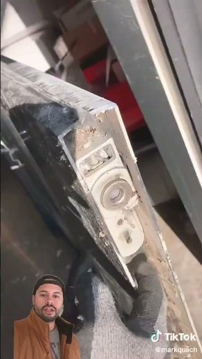 Check This If Your Commercial Door Won’t Close! 🤔 #shorts #door #repair #locksmith #keys #locks