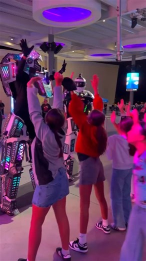 DANCING LED ROBOTS AND MORE! on Instagram: "🤖🔥 BOOK BOT-ZILLA TODAY! 🔥🤖 We’ll get your guests on their feet and dancing like pros! Visit: LEDROBOTSUSA.COM Call/Text: 213-249-5988 Se habla español. #Botzilla #LEDROBOTS #Miamiheat #Heatnation"