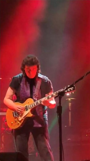 Steve Hackett Broadway Melody of 1974 1 Napoli 7 09 25 Peter Gabriel Genesis #Genesis Phil Collins