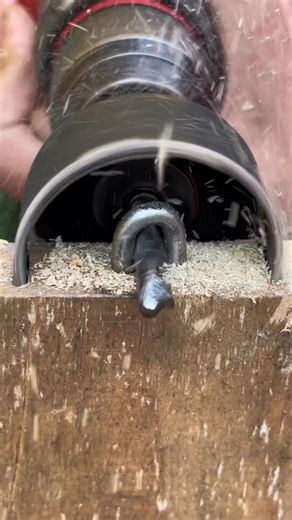 He Turned an Old Chain Into a Genius Tool #CreativeDIY #SmartInvention #ToolHack #WoodworkingIdeas | Red Neck DIY