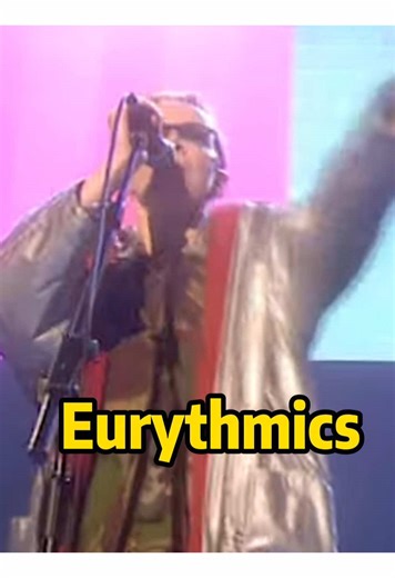 🎧🎤🎼🎶🎵 Eurythmics (Annie Lennox & Davi Stewart) Sweet Dreams 1983! #songs #musicas #nostalgic #musicanostalgica #maycondiadia