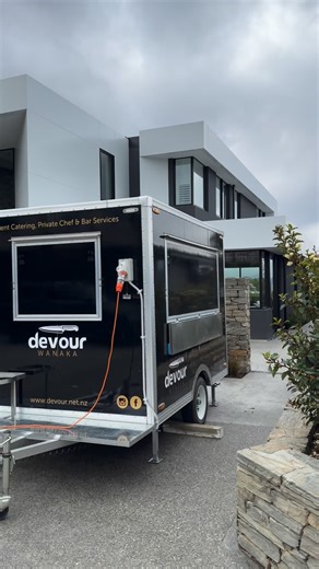 What a night! Our first event in the new food trailer was a total hit 🙌 We’re now officially open for mobile catering this summer — but spots are booking up quick, so flick us a message to secure your date! ☀️🍽️ #mobilecatering #catering #wanaka #cateringwanaka #sliders #yum | Devour Wanaka