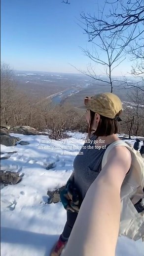 🤍 best mountain hikes on the east coast? ......#hiking #trails #summit #outdoors couple