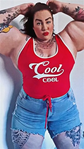 766K views · 6.3K reactions | Meet the real-life 'She-Hulk' with 64cm biceps – it's not fat; it's pure muscle   #reels #viral #hookedonthelook #hookedonthelook #truly #shehulk #biceps #muscles #hulk #arnoldschwarzenegger | Hooked On The Look | Facebook