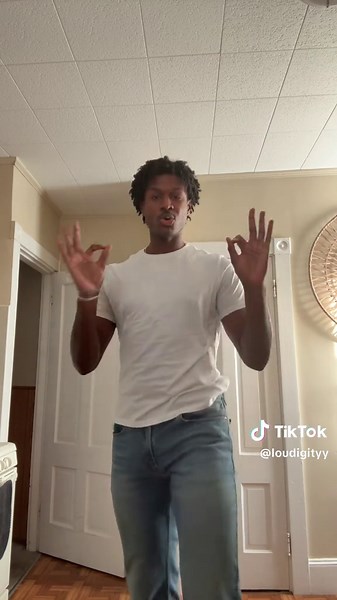 where the big guys at? dc: 🤓☝🏾 #spongebob #dance