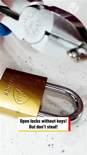 58K views · 39 reactions | 6 Techniques to Open Locks Without a Key Partner: Experi Men YT: https://www.youtube.com/channel/UCcnQdmWGj2PKIx_ARlk2mDQ | Crafty School | Facebook