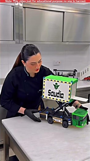 This girl Built realistic Airline Model only using cake #shorts #viral