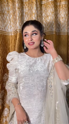 Namrah Ansari| communication & fluency coach| lifestyle & food on Instagram: "Makeover alert 🚨 #today #love #instagram #instagood #makeover"