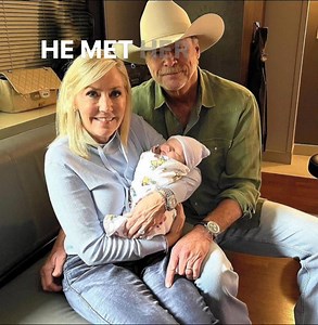 Alan Jackson – Blue Ridge Mountain | Country Music 4U