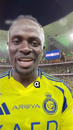 O JOGADOR MILIONÁRIO QUE USA CELULAR QUEBRADO! #futebol