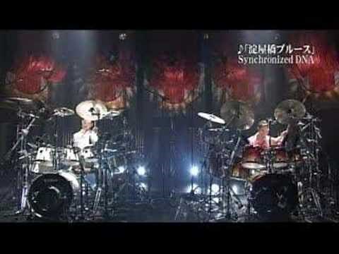 Synchronized DNA(Akira Jimbo & Hiroyuki Noritake)