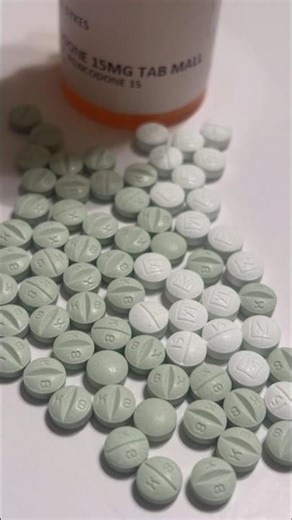 Oxycodone Explained: Uses, Side Effects, Risks & Safer Alternatives