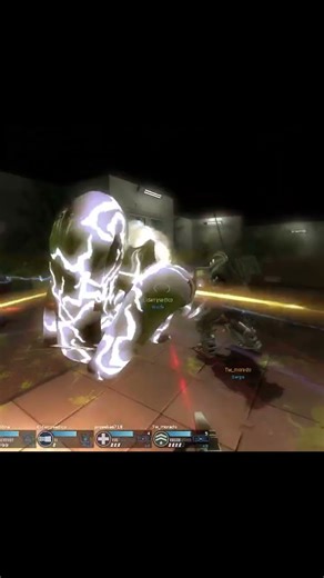 POV: el alíen se volvió saco de boxeo 👊😂👽 #shorts #pov #alien #gameplaylatino #humor #meme #short