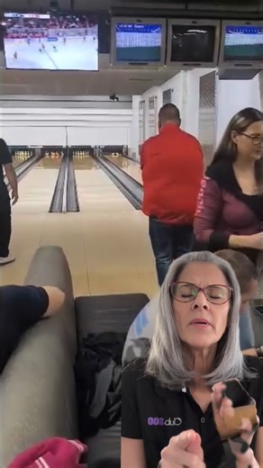 5.7K views · 28 reactions | Jonathan Demers très bon joueur au Club 300 voici la description de son dernier lancer  #club300go #club300longueuil | Club 300 Bowling Cosmique Longueuil Brossard Montréal | Facebook