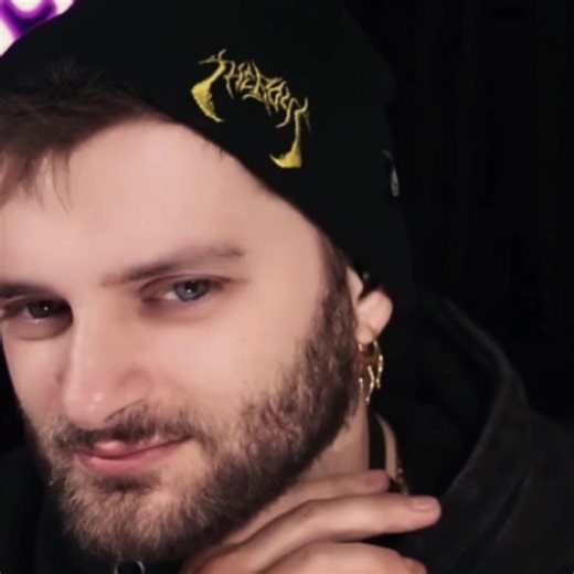 Only you can make me screaming back for more loll @Joshdub | Scream