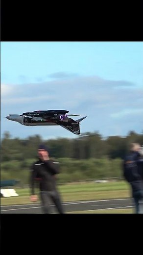 Inverted flight just above the ground | Huge RC F-4 Phantom close flyby