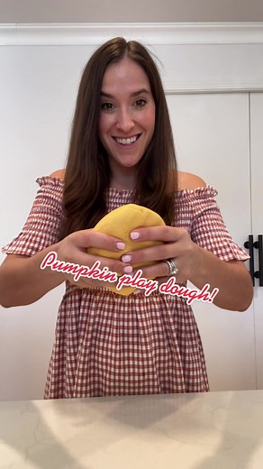 Easy 2 Ingredient Pumpkin Play Dough Recipe