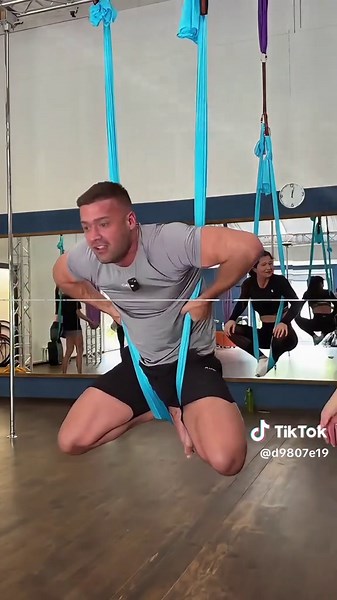 Enhancing Customer Service in a Server Environment