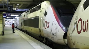 Grève à la SNCF: 2 trains sur 3 en circulation vendredi, les prévisions détaillées pour Noël
