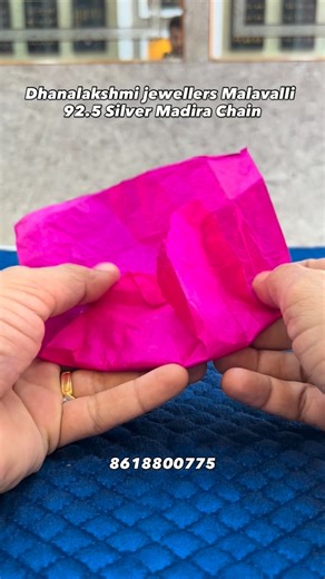 Dhanalakshmi Jewellers Malavalli on Instagram: "92.5 Silver Madira Chain . Dhanalakshmi jewellers Main bazaar street Malavalli 571430 . . #malavalli #madirachain #neckchain #menschains"